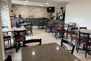 Bao gồm bữa sáng buffet hàng ngày
