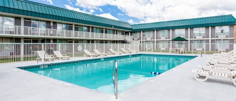 Seasonal outdoor pool, sun loungers