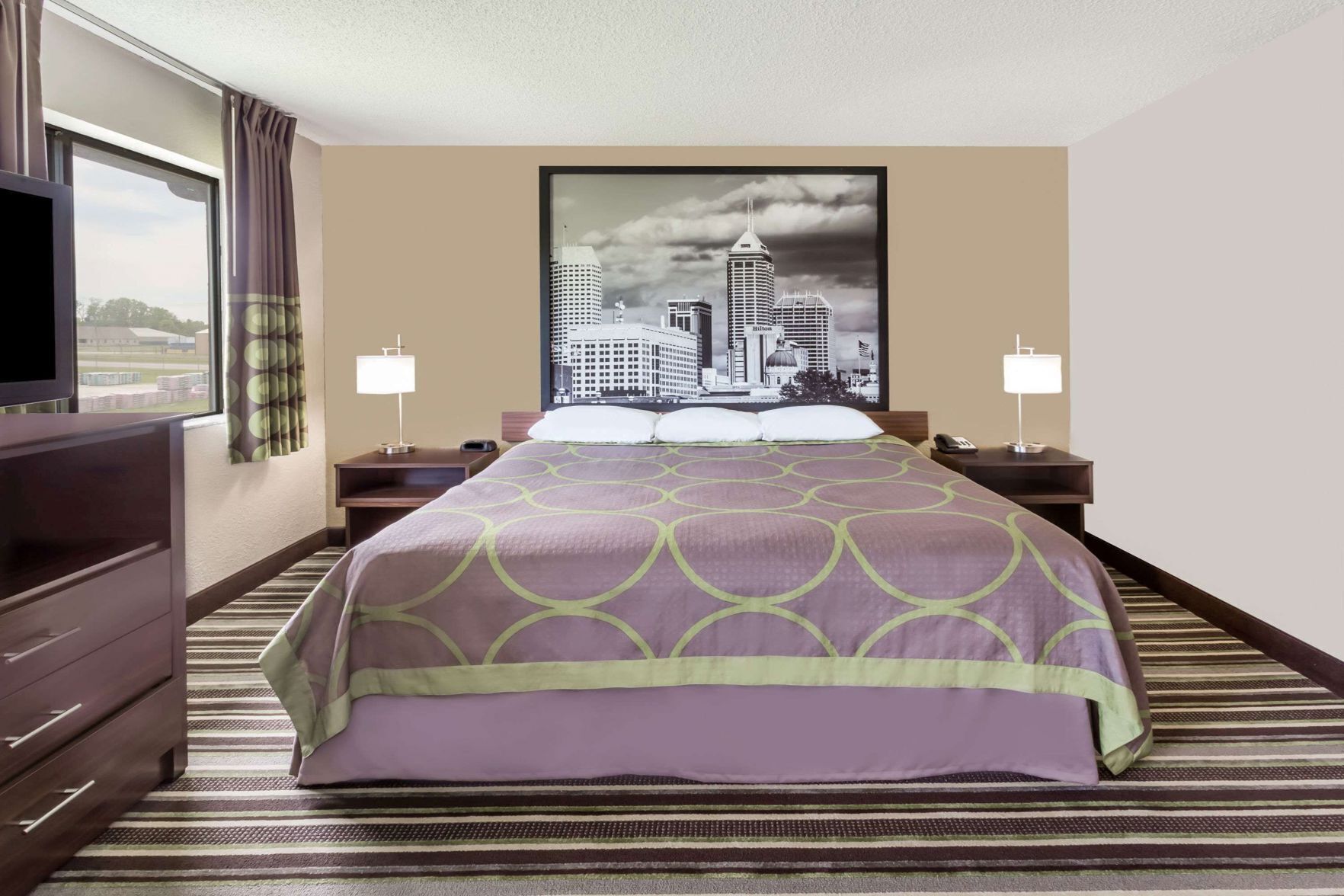 Desk, laptop workspace, free WiFi, bed sheets