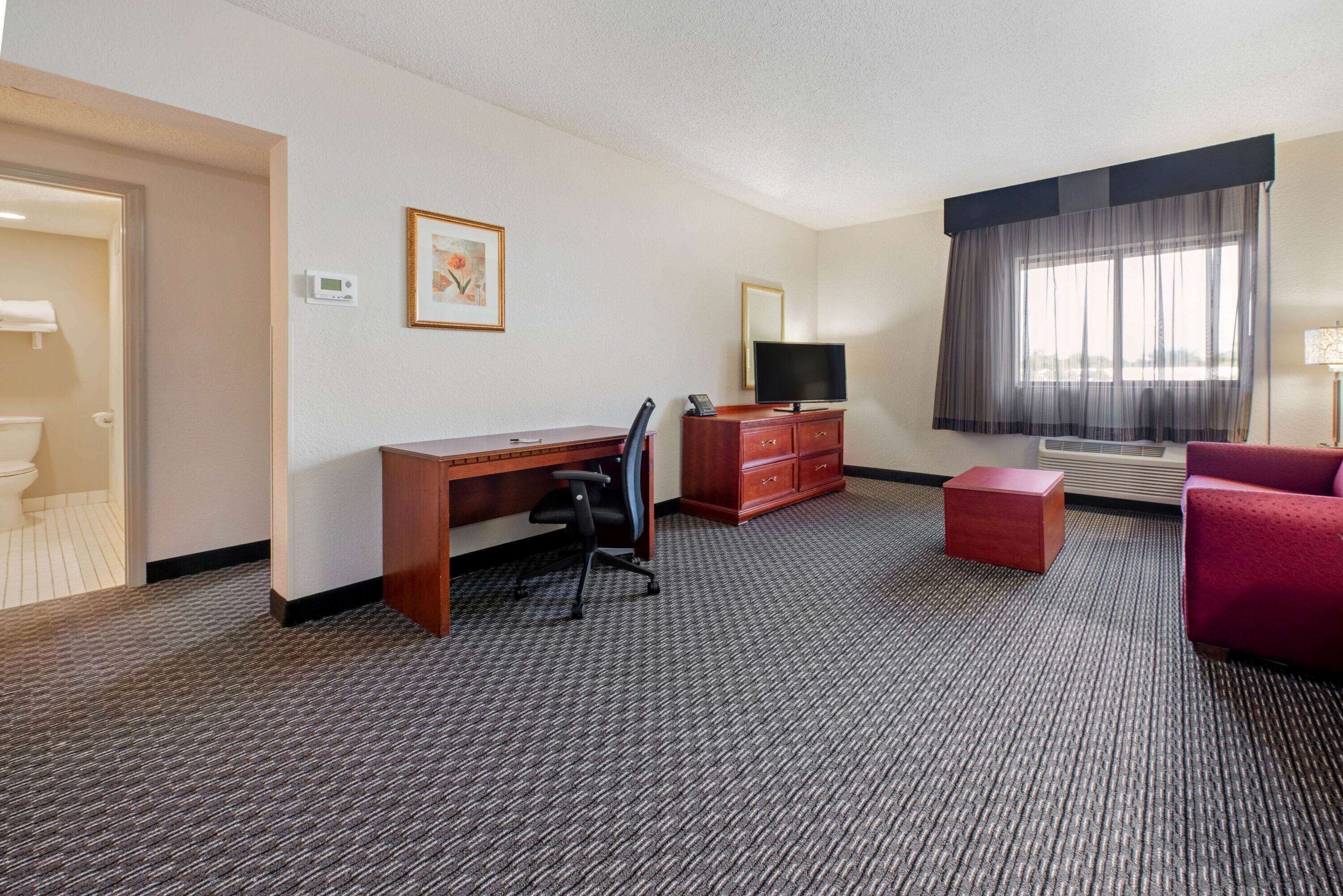 Photo - La Quinta Inn by Wyndham Ft. Lauderdale Tamarac East