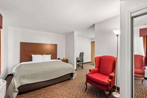 Caja fuerte, tabla de planchar con plancha, cunas gratuitas