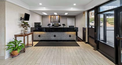 Quality Inn Marietta near Dobbins ARB