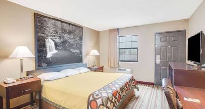 Super 8 by Wyndham Morrilton