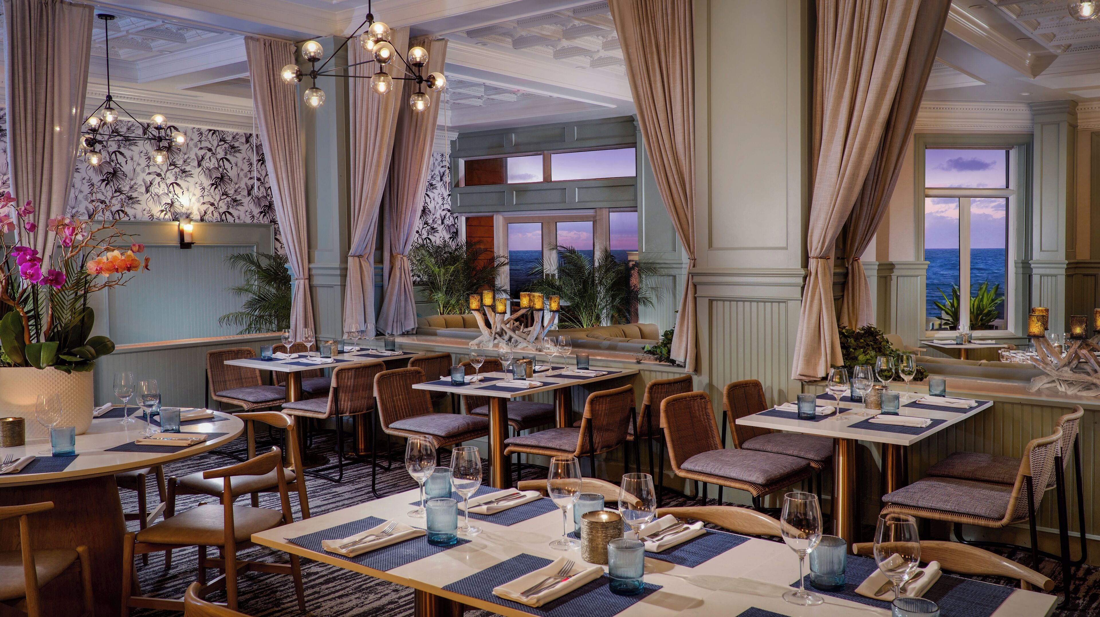 2 restaurants, breakfast, lunch, dinner served; american cuisine