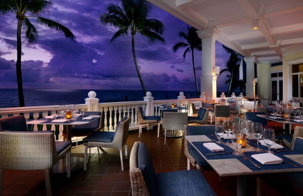 2 restaurants; breakfast, lunch, dinner, and brunch served