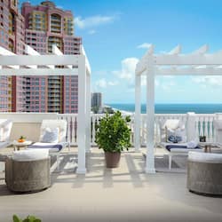 Hot tub, body treatments, hydrotherapy, aromatherapy, hot stone massages