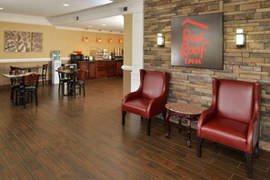 Lobby - Red Roof Inn Dalton (Dalton)