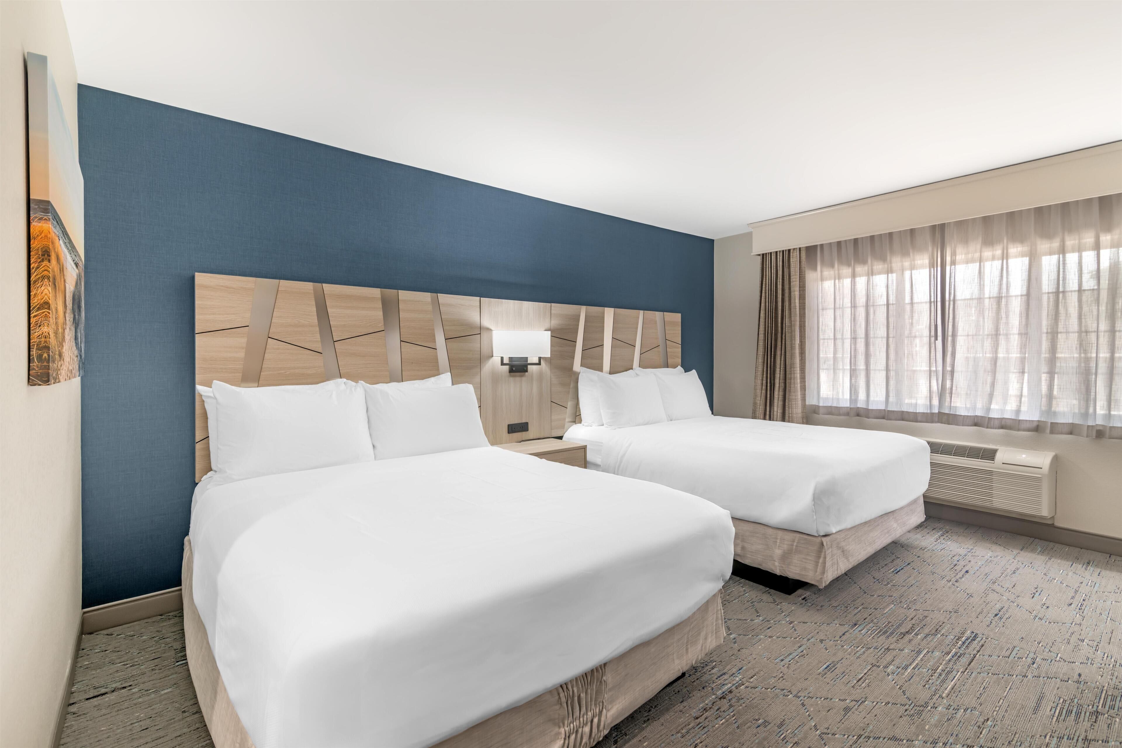 Suite, 2 Queen Beds, Non Smoking, Refrigerator & Microwave (with Sofabed)