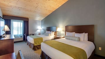 Individually furnished, desk, iron/ironing board, WiFi