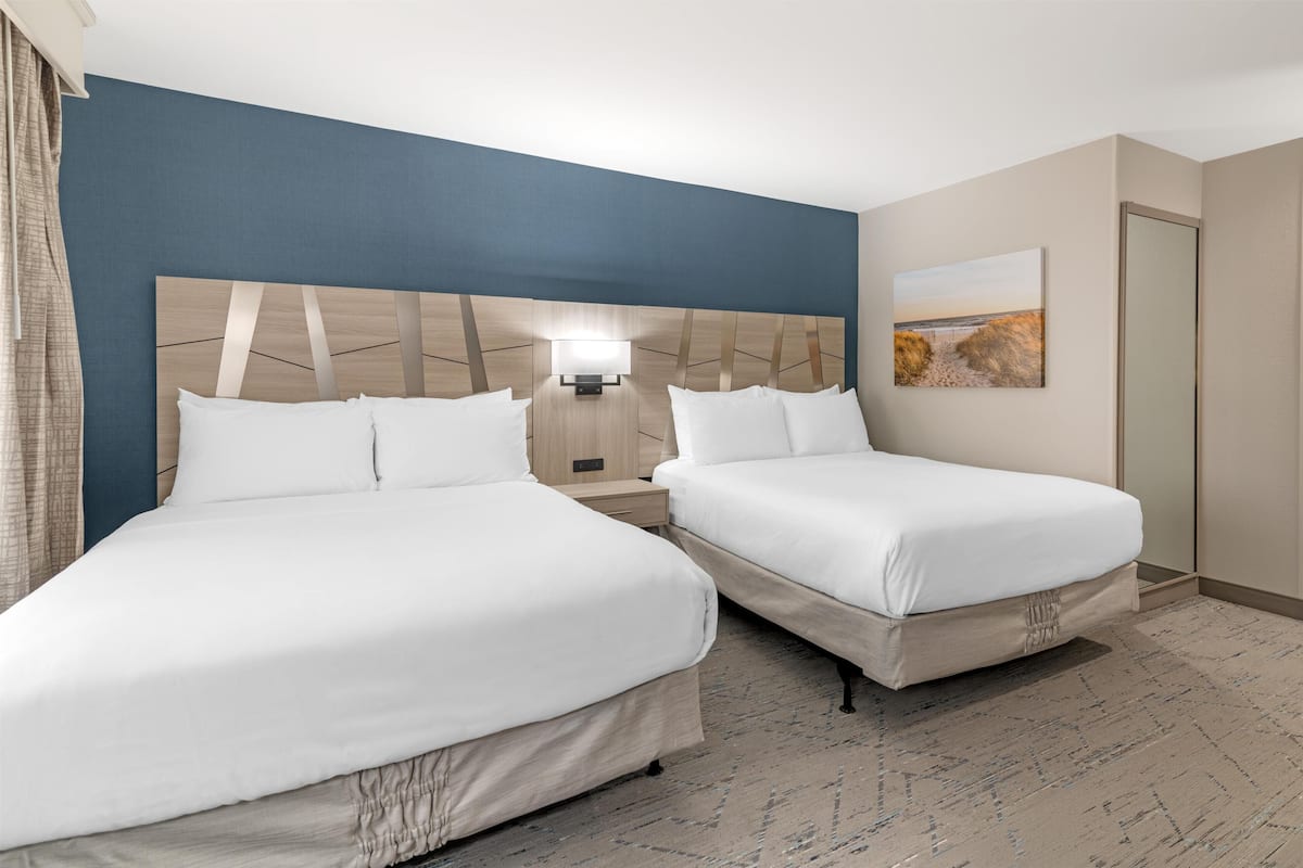Suite, 2 Queen Beds, Accessible, Bathtub (with Sofabed)
