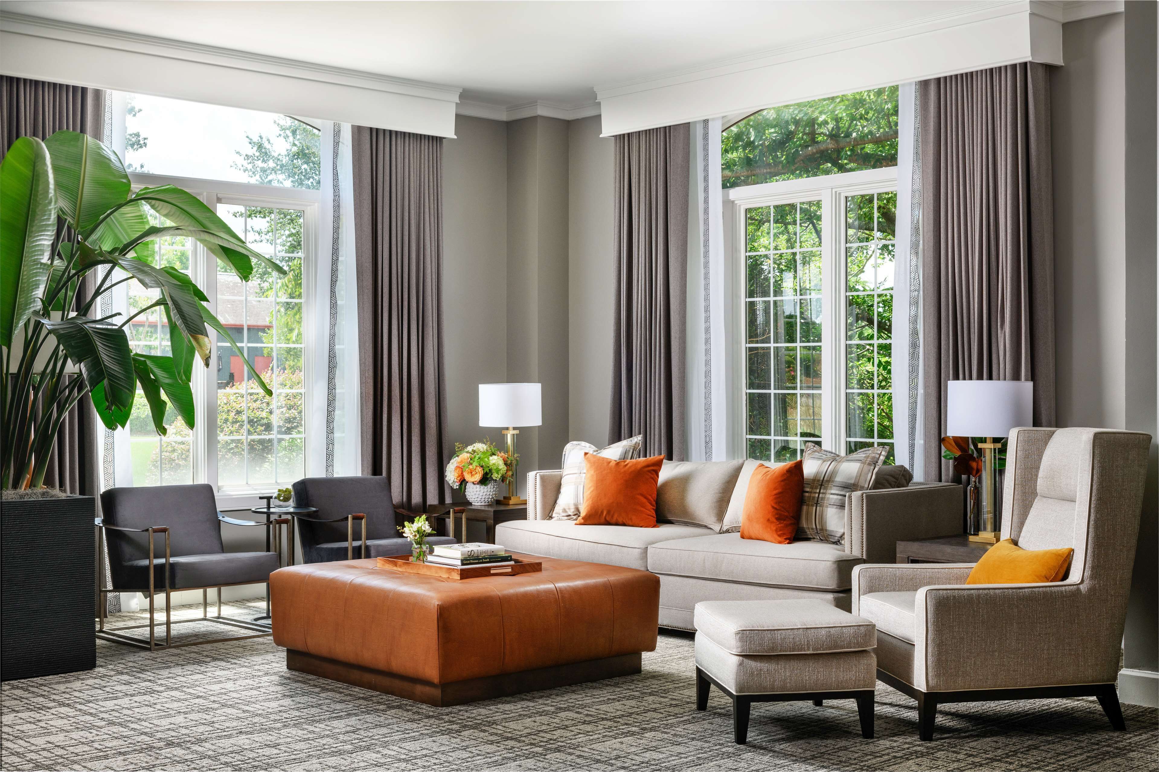 suite, 1 king bed, corner | 1 bedroom, hypo-allergenic bedding, in-room safe, desk