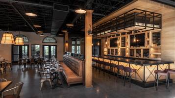 7 restaurants, breakfast, lunch, dinner served; American cuisine