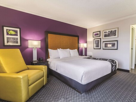 La Quinta Inn Suites by Wyndham Miami Airport East - Image 55