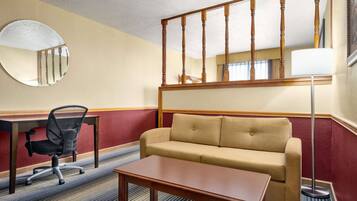 Skrivebord, gratis baby-/barnesenge, ekstra senge (tillægsgebyr)