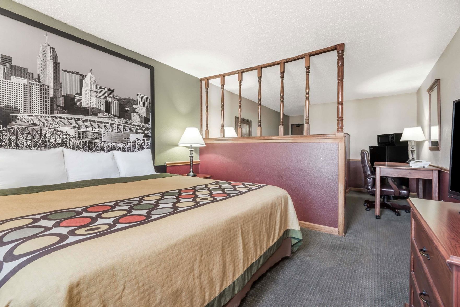 Desk, free cots/infant beds, rollaway beds, free WiFi
