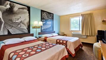 In-room safe, desk, iron/ironing board, free WiFi