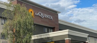 La Quinta Inn & Suites by Wyndham Harrisburg Airport Hershey