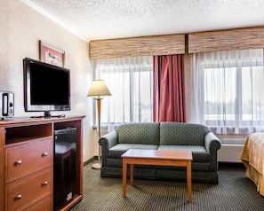 Desk, iron/ironing board, free cribs/infant beds, free WiFi