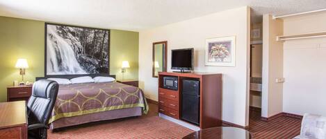 Individually furnished, desk, free WiFi, bed sheets