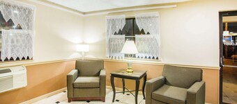 Super 8 by Wyndham Harrisonburg