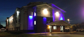 Super 8 by Wyndham New Castle