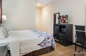 Superior Room, 1 King Bed (Smoke Free) | Iron/ironing board, free cribs/infant beds, rollaway beds, free WiFi
