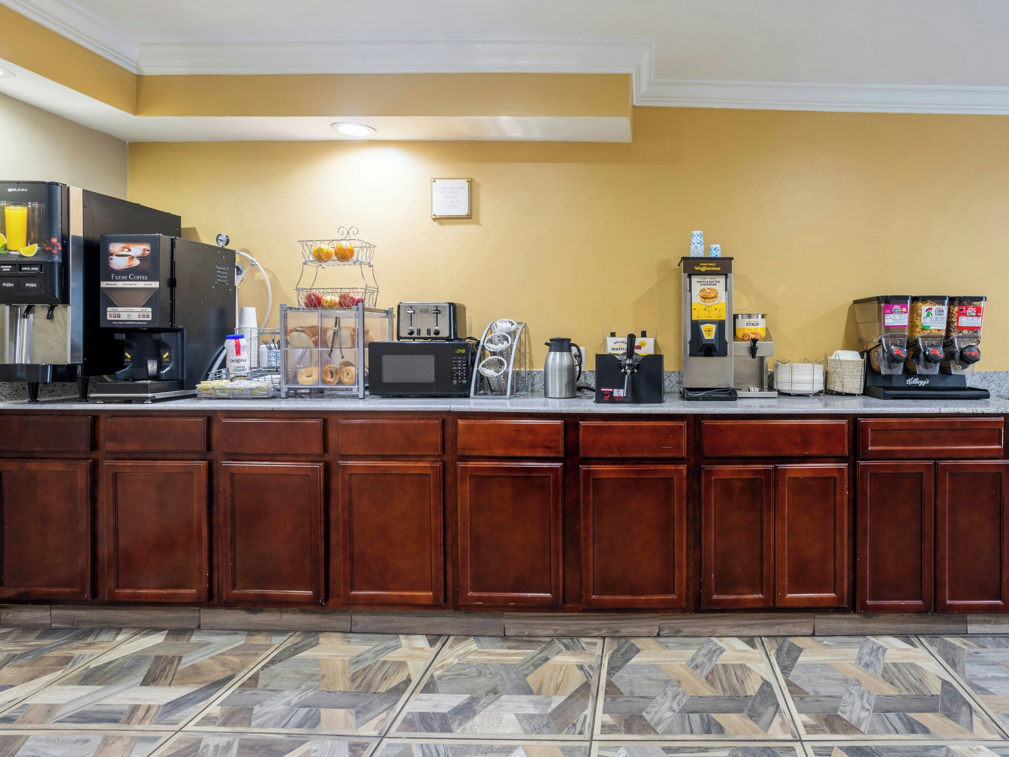 Free daily continental breakfast 