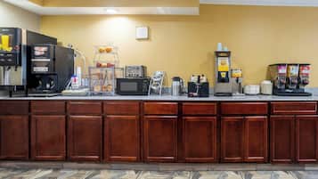 Free daily continental breakfast