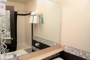 Standard Room, 2 Queen Beds, Non Smoking | Bathroom