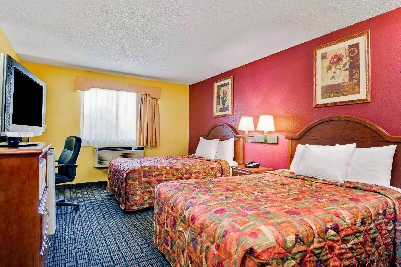 Desk, free cots/infant beds, rollaway beds, free WiFi