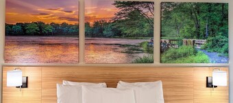 Days Inn by Wyndham Torrington