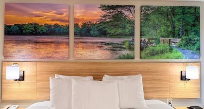 Days Inn by Wyndham Torrington