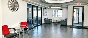 Super 8 by Wyndham Peoria