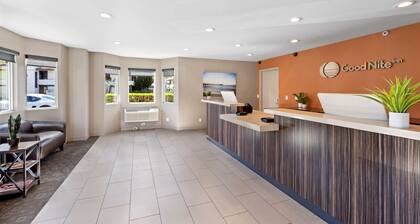 Good Nite Inn - Calabasas