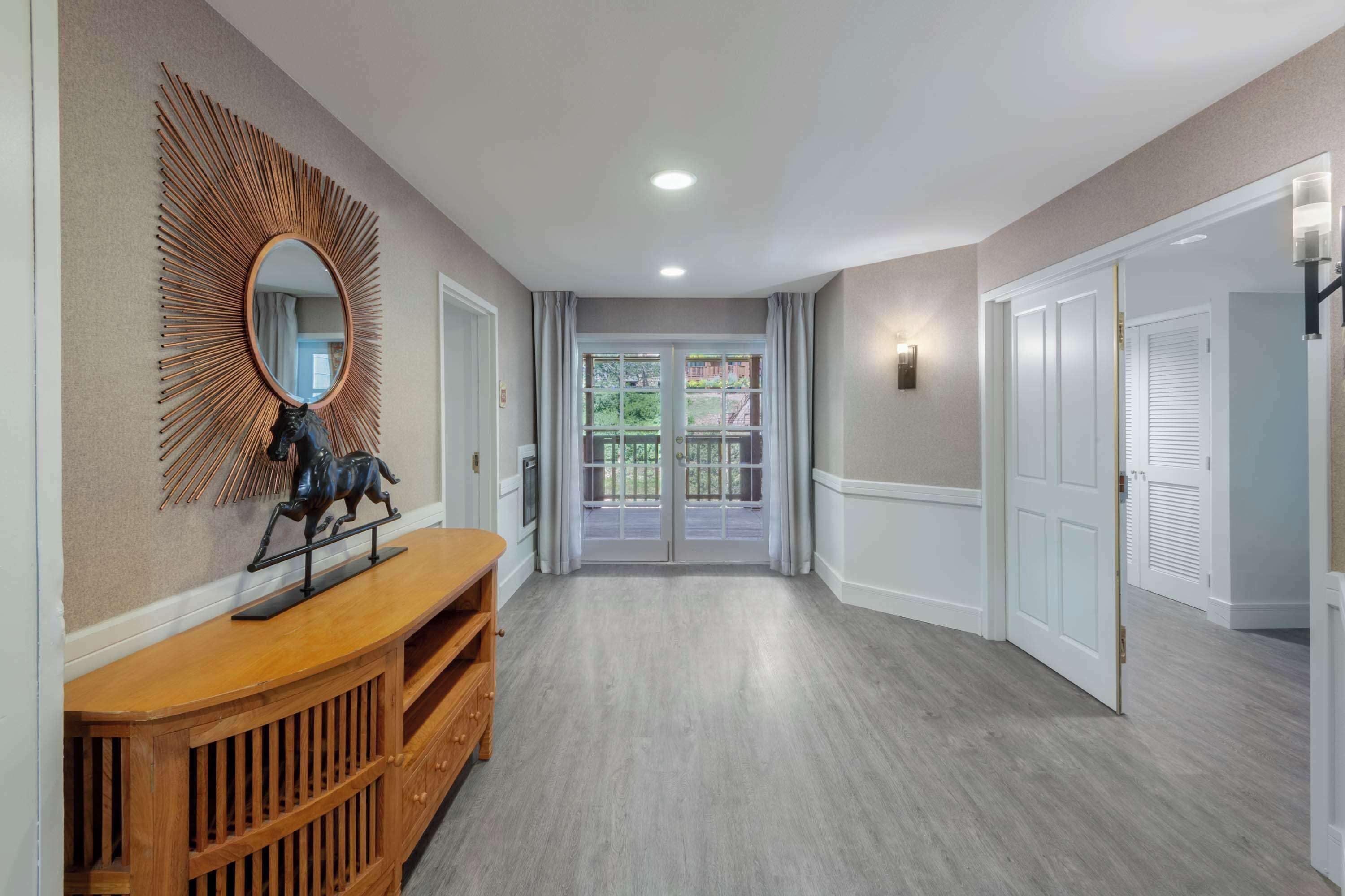 presidential suite | premium bedding, in-room safe, desk, laptop workspace