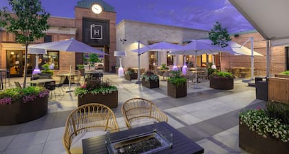 The H Hotel