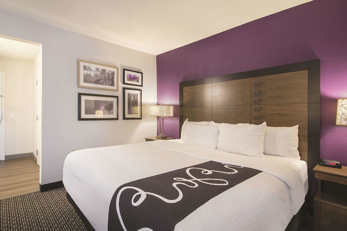 premium bedding, desk, iron/ironing board, free cots/infant beds