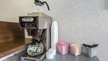 ์์นจ ์์ฌ ๊ณต๊ฐ