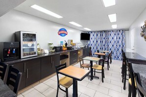 Free daily full breakfast