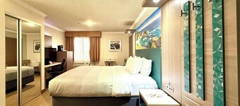 Quality Inn & Suites Los Angeles Airport - LAX