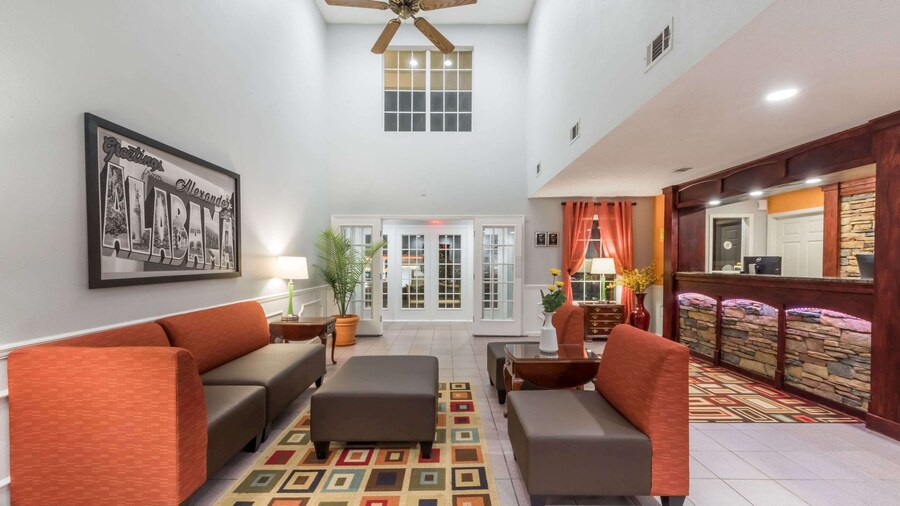 Super 8 by Wyndham Alexander City