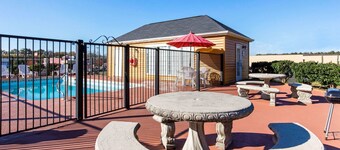 Quality Inn Arab Hwy 231