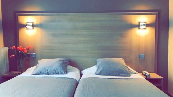 Doppelzimmer | Schreibtisch, schallisolierte Zimmer, WLAN