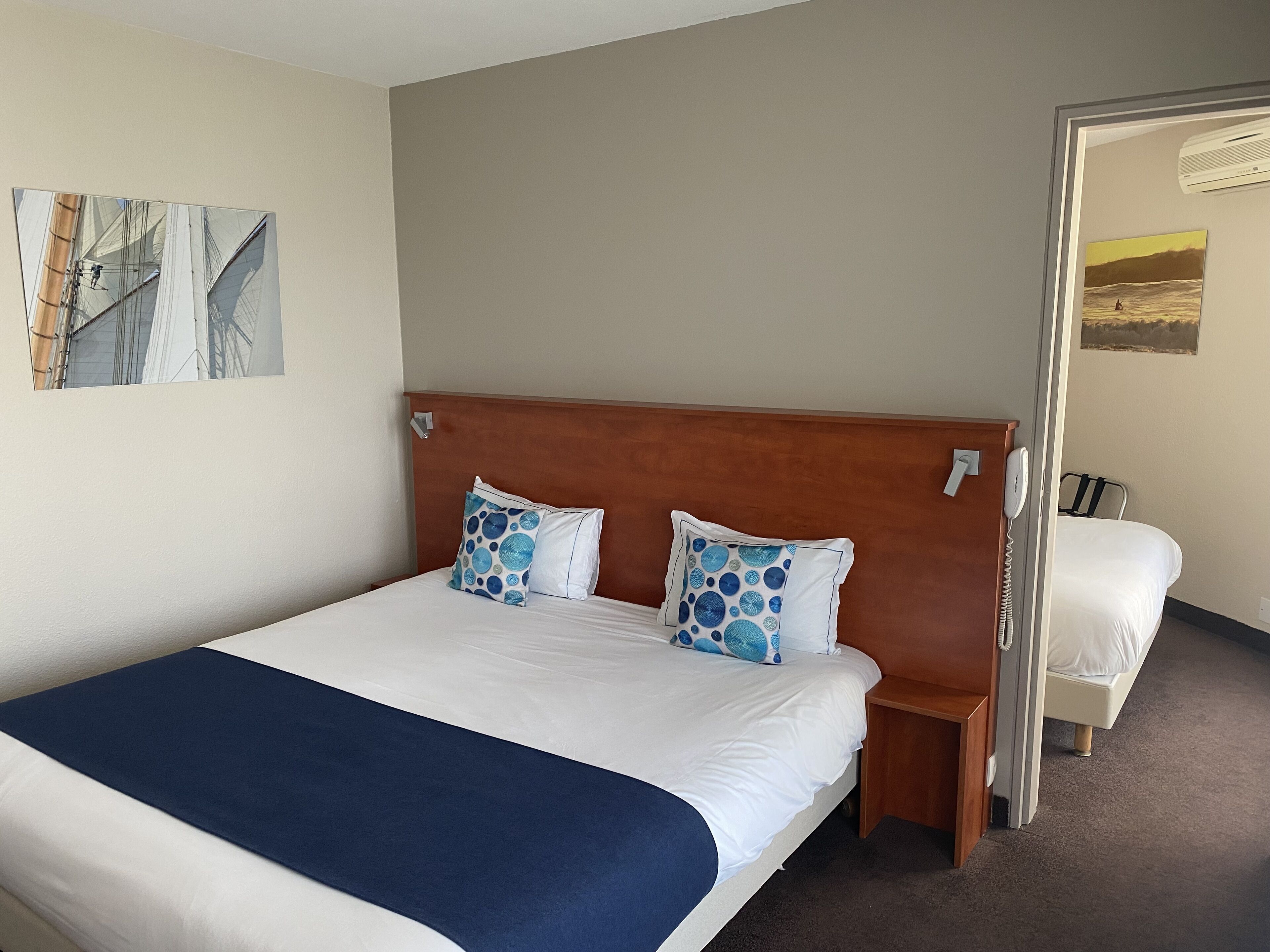 superior triple room, connecting rooms | 1 bedroom, premium bedding, minibar, desk