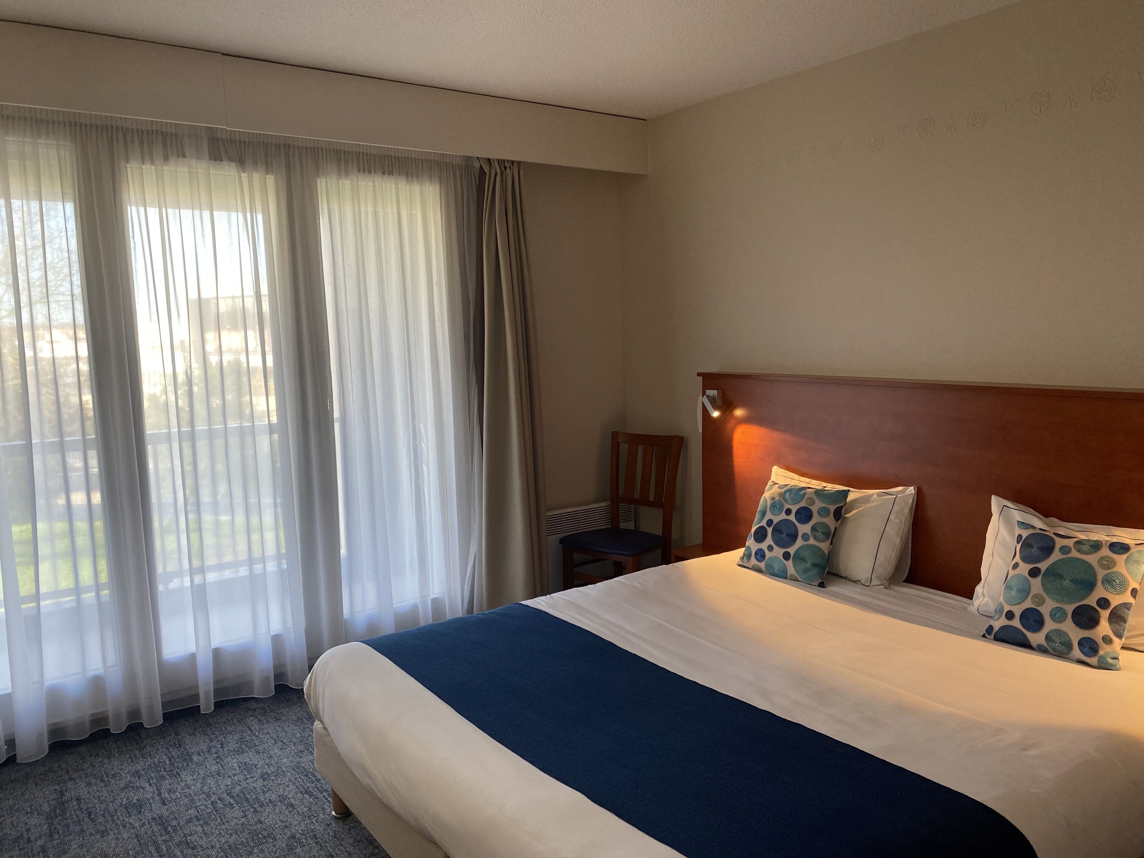 classic double or twin room | 1 bedroom, premium bedding, minibar, desk