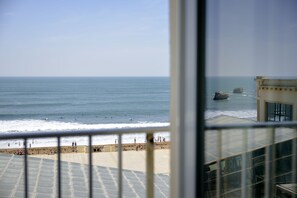 Beach/ocean view