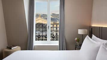 Minibar, desk, blackout drapes, soundproofing