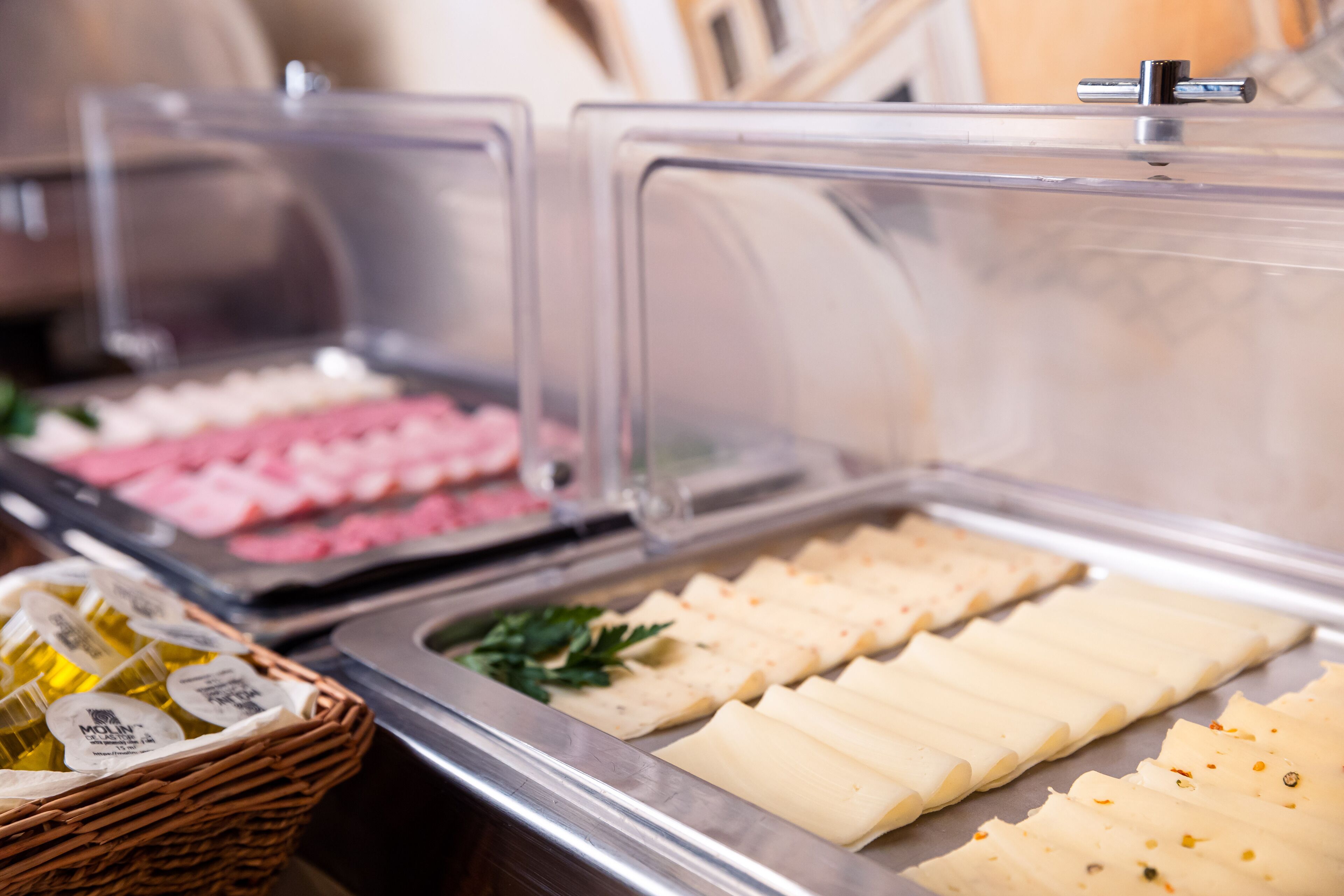 daily buffet breakfast (czk 400 per person)