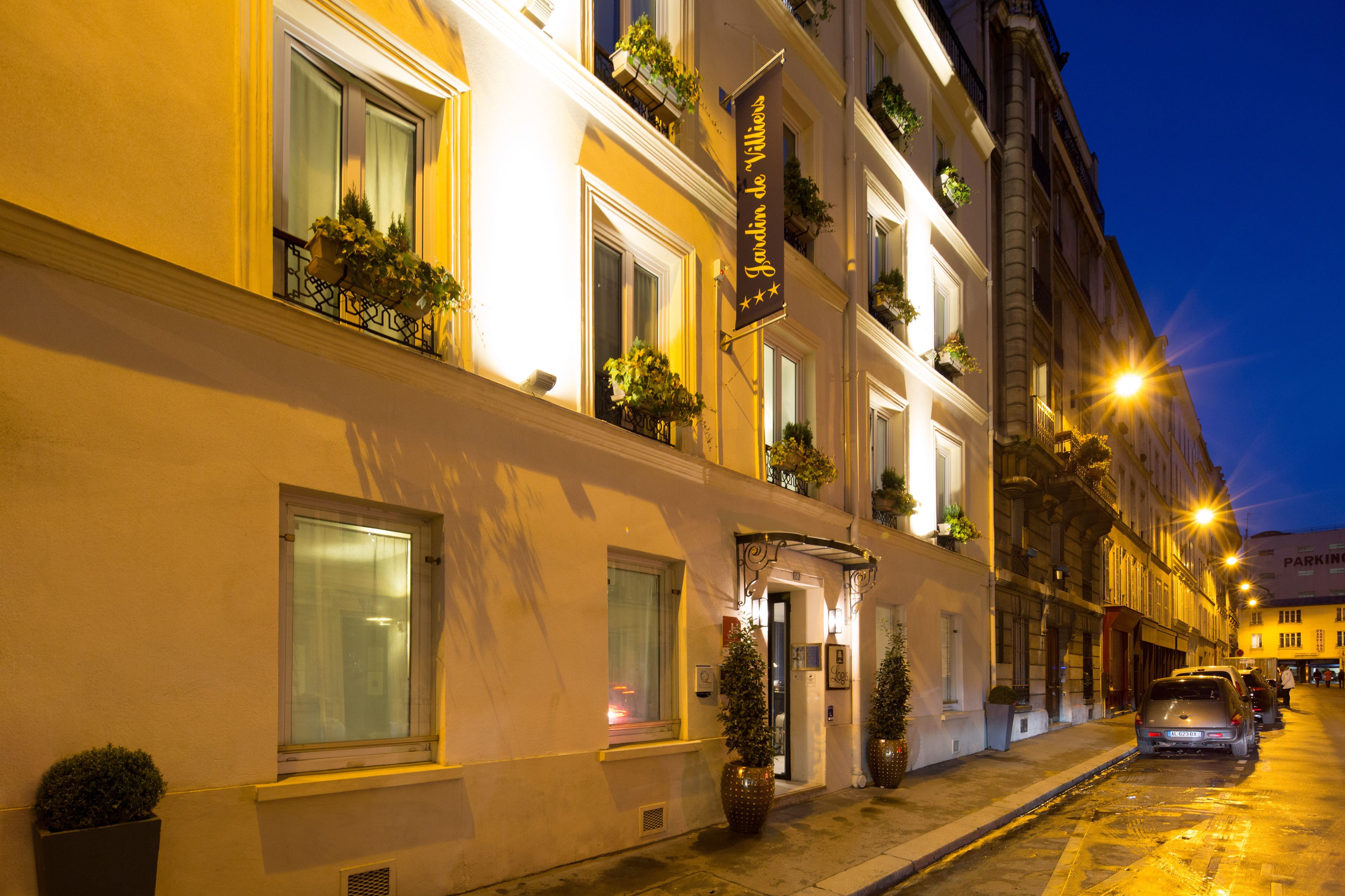 Fachada de la propiedad