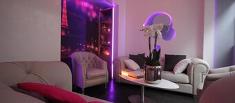 Hotel Lumières Montmartre Paris